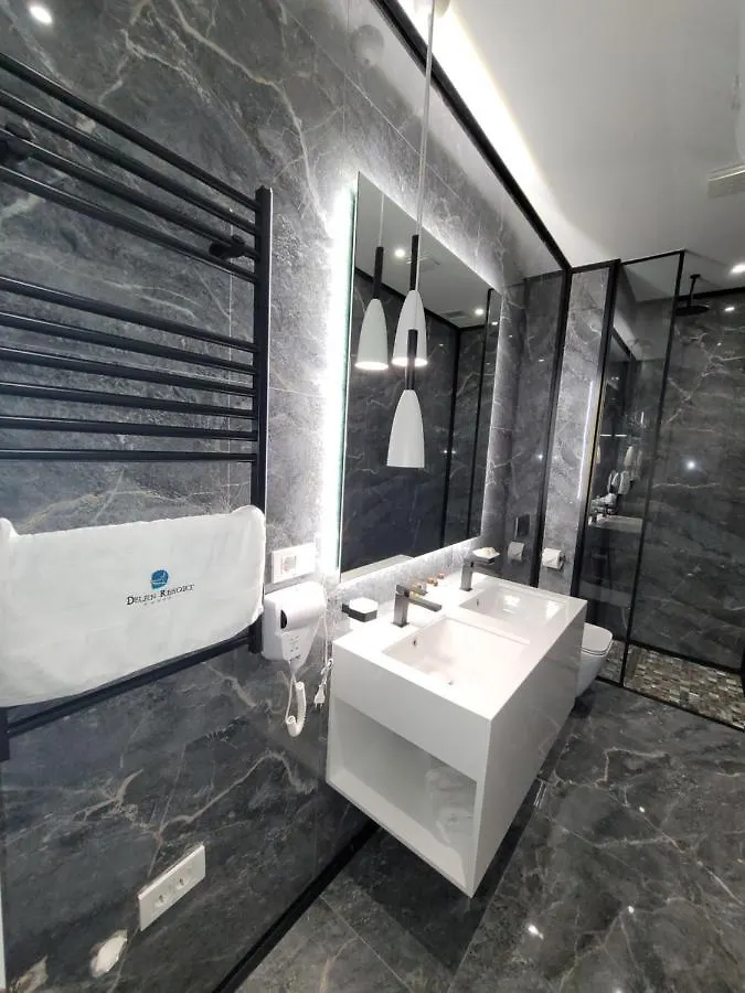 Delfin Resort Kune Shëngjin 5*,